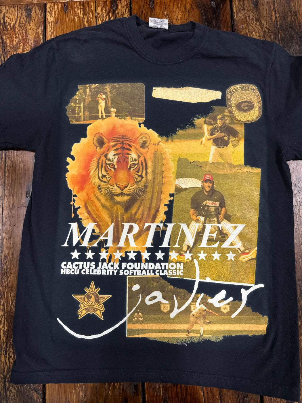 Javier Martinez tee, front, flat lay